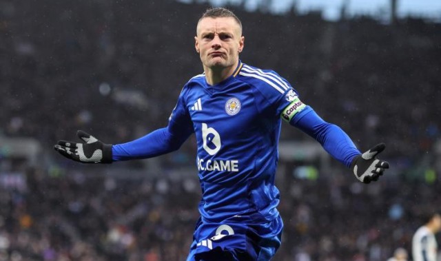 意天空：交易进入最后阶段，38岁瓦尔迪将加盟意甲升班马克雷莫纳